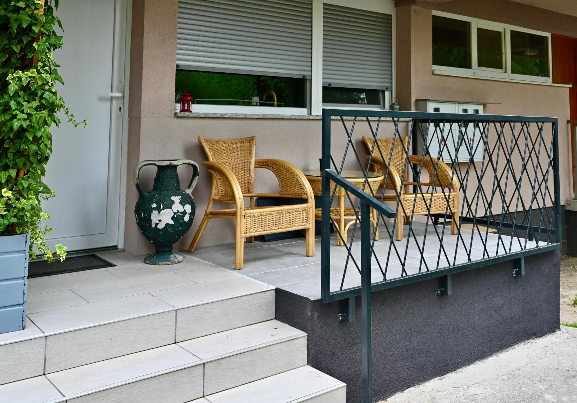 Studio Apartman Una -Self Check In,Free Parking Karlovac Ngoại thất bức ảnh